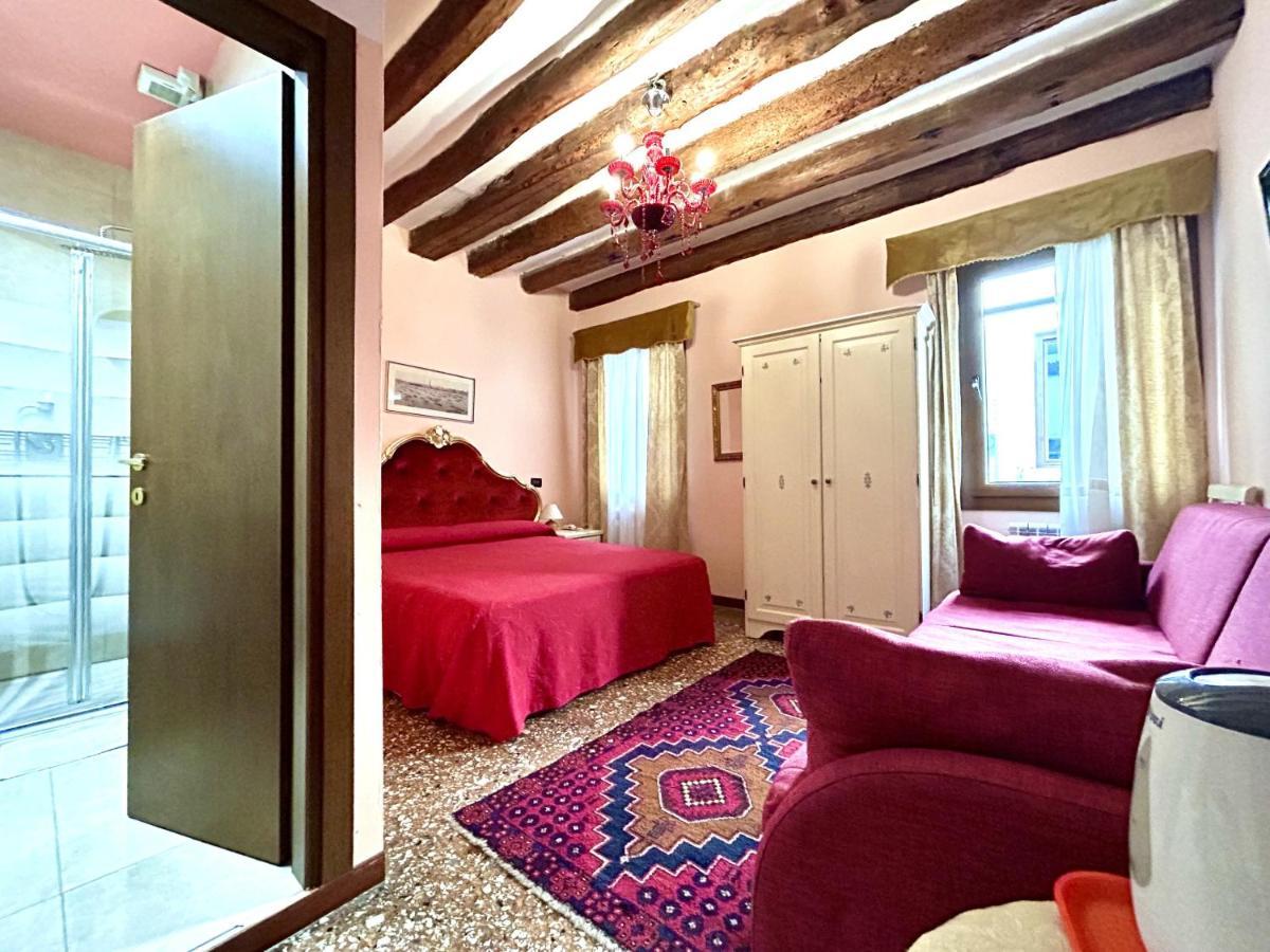 Alloggi Serena Venice Luaran gambar
