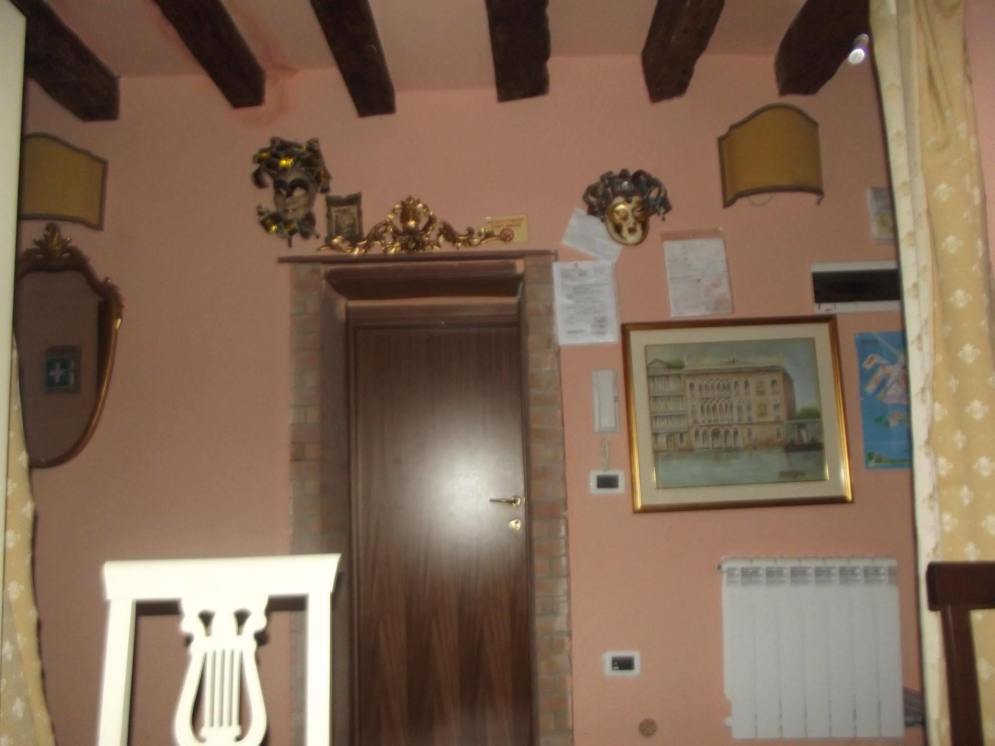 Alloggi Serena Venice Luaran gambar